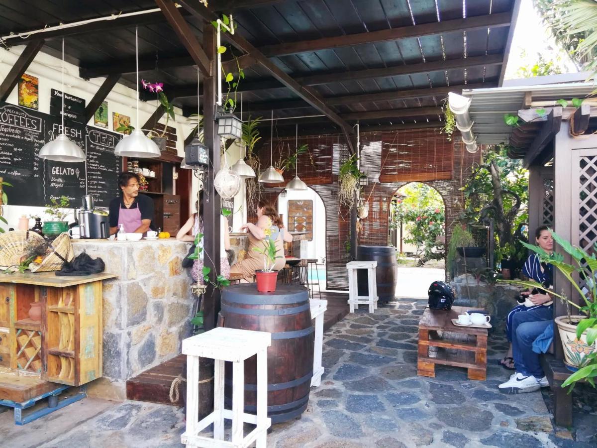 Sannyasa Villa Trou aux Biches Luaran gambar