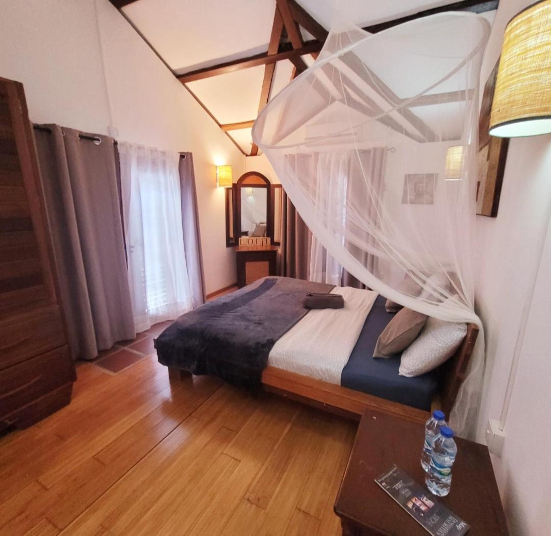 Sannyasa Villa Trou aux Biches Luaran gambar